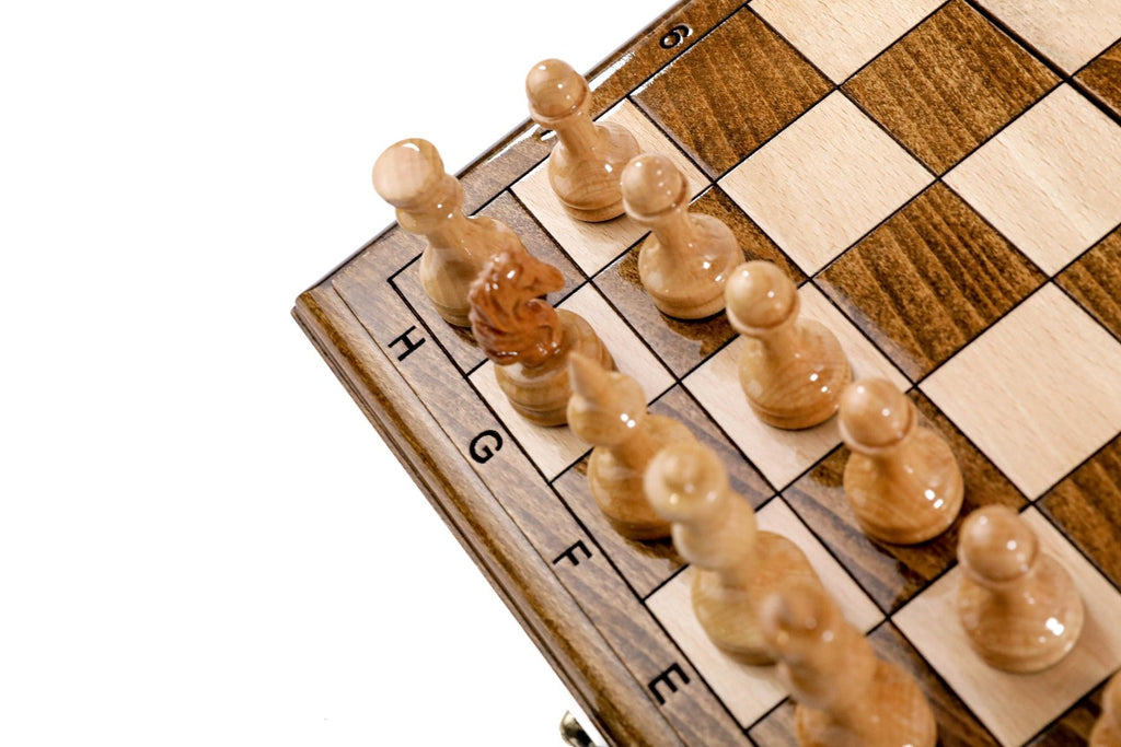 Classic Wooden Chess Set – Handmade Chess Board for Timeless Play - Unumperfectus
