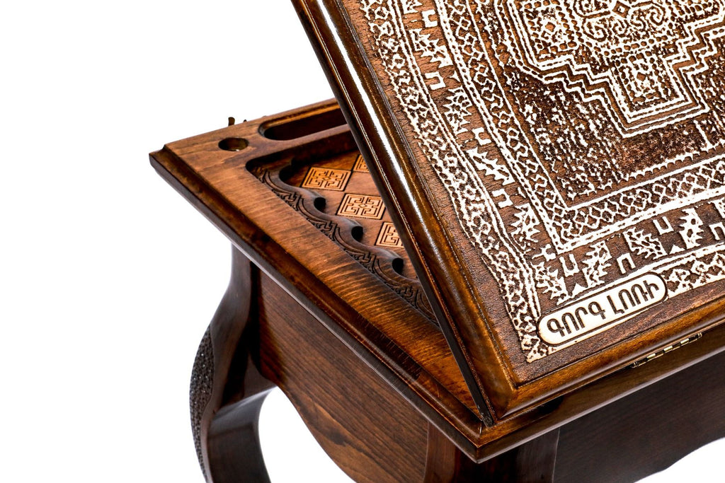 Backgammon Table - Lori Carpet - Unumperfectus