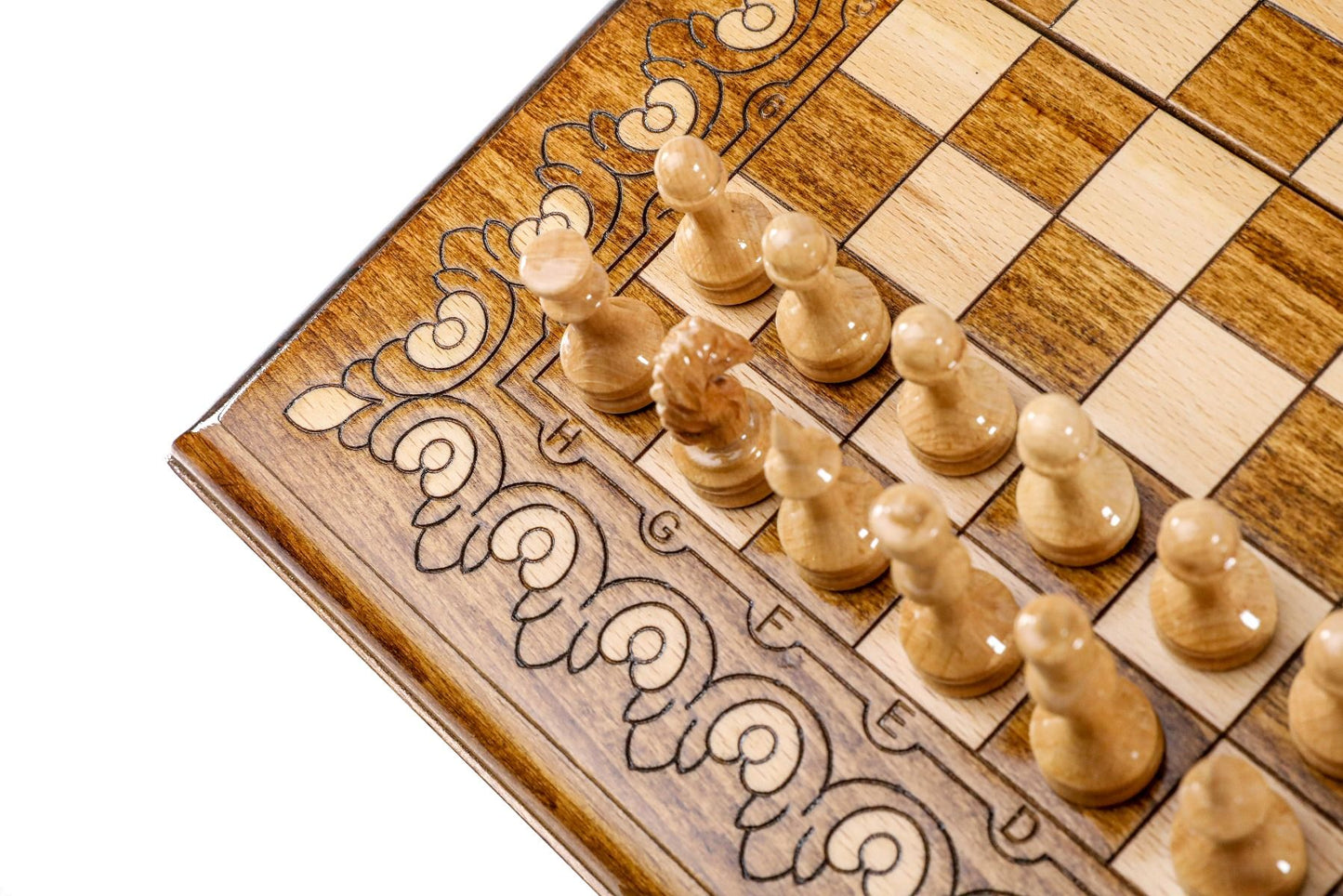 Chess Set with Circle Ornaments