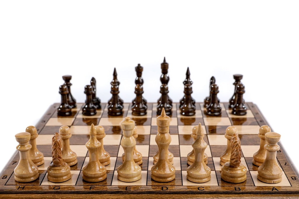 Classic Wooden Chess Set – Handmade Chess Board for Timeless Play - Unumperfectus