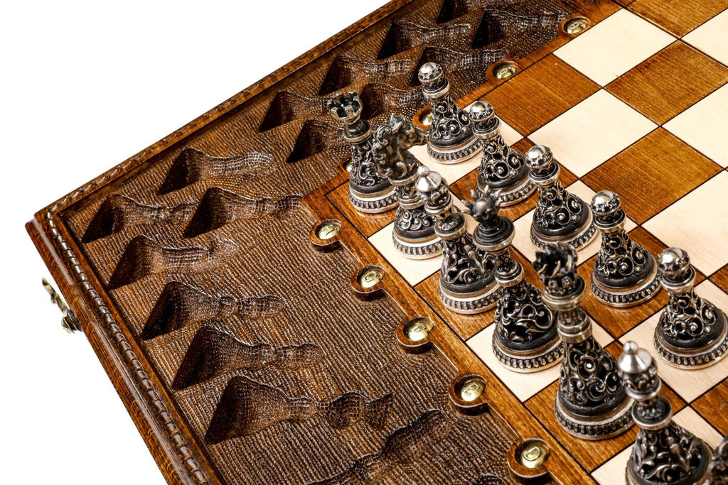 Wooden Carved Chess Set Ornamental Bas-Relief 60 cm | 24.7" - Unumperfectus