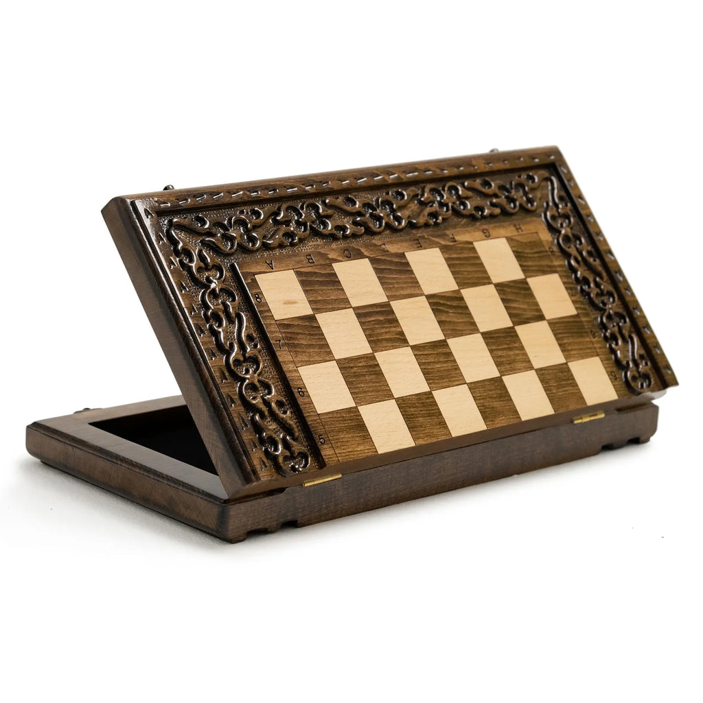 CHESS SET - Carved with Ornaments - Unumperfectus