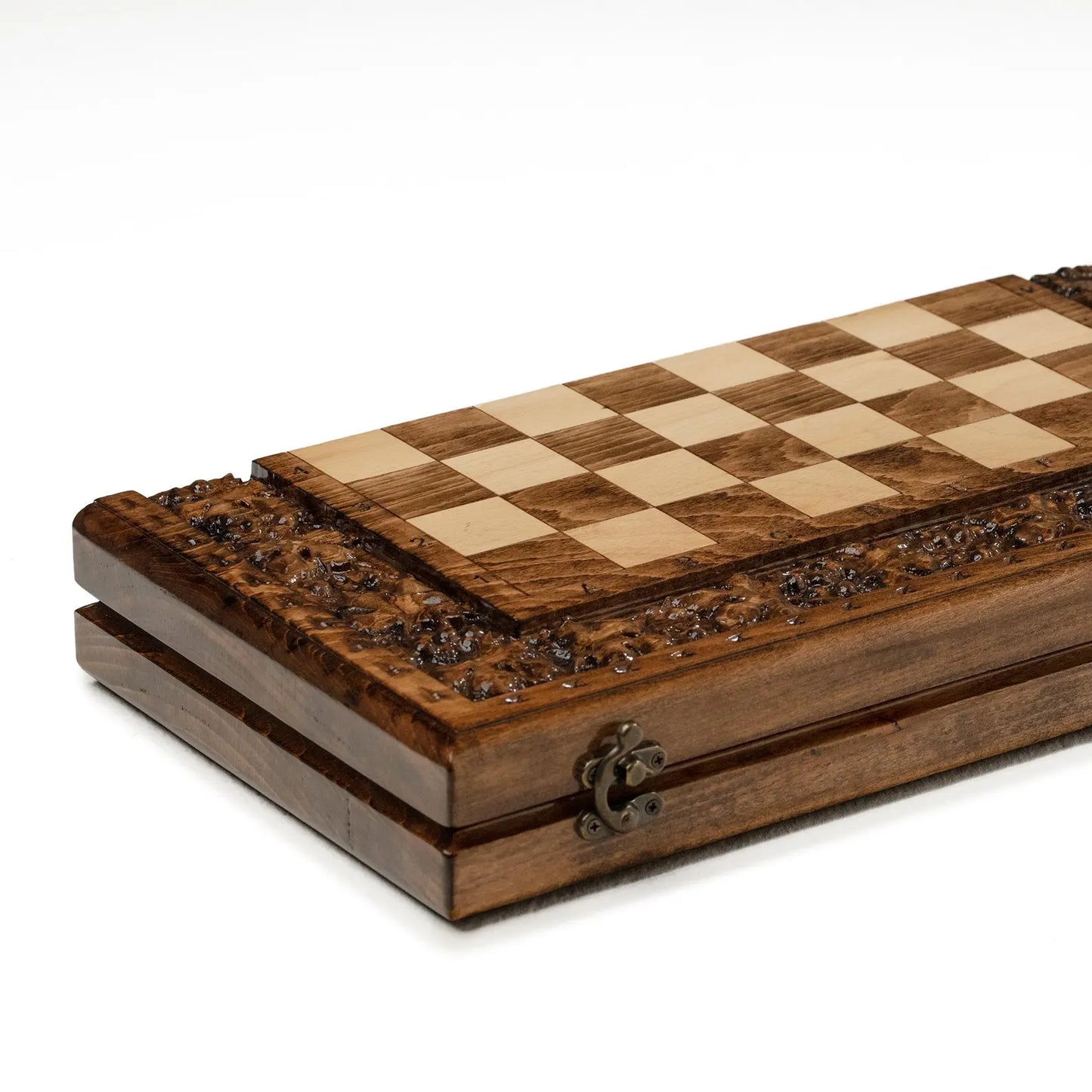 Intricately Carved Wooden Chess Set - A Masterpiece of Artistry