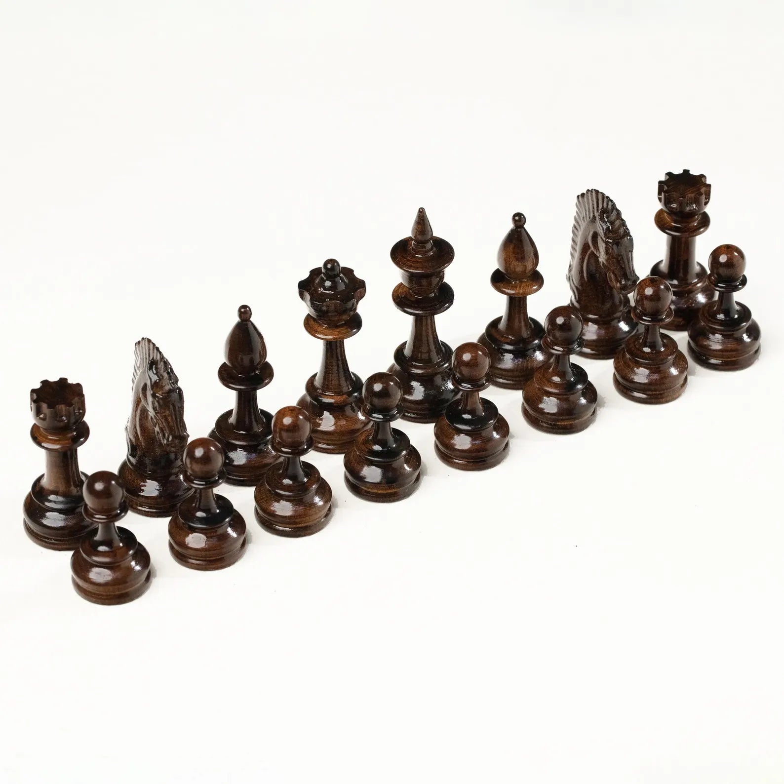 Intricately Carved Wooden Chess Set - A Masterpiece of Artistry - Unumperfectus